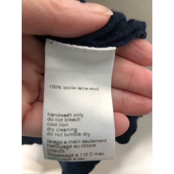 Akris Punto Wool Cardigan Sweater Womens Size 10 Pockets Snap Closure *Holes* - Picture 6 of 16